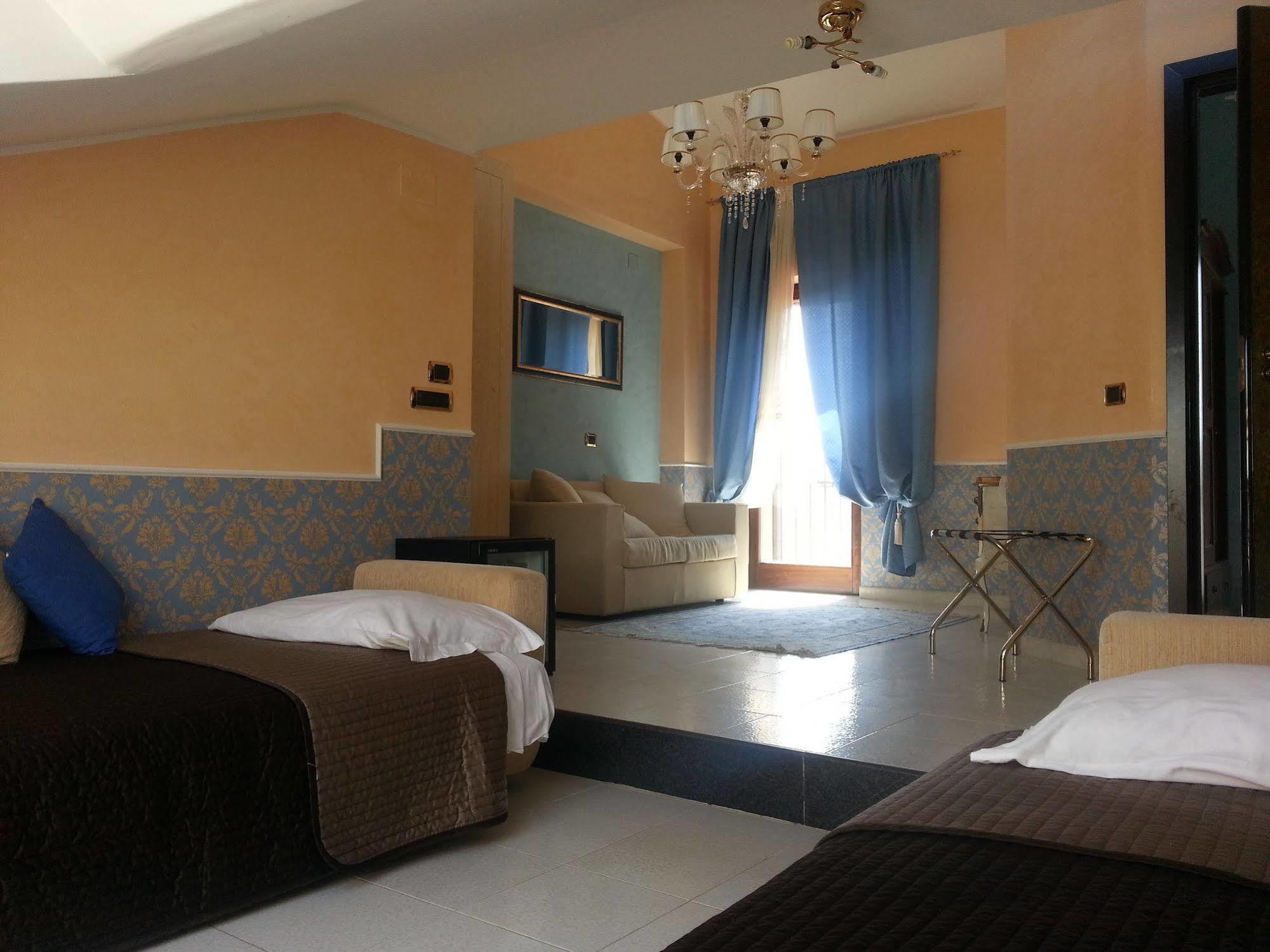 Vescovo Pitirro 3* Termoli